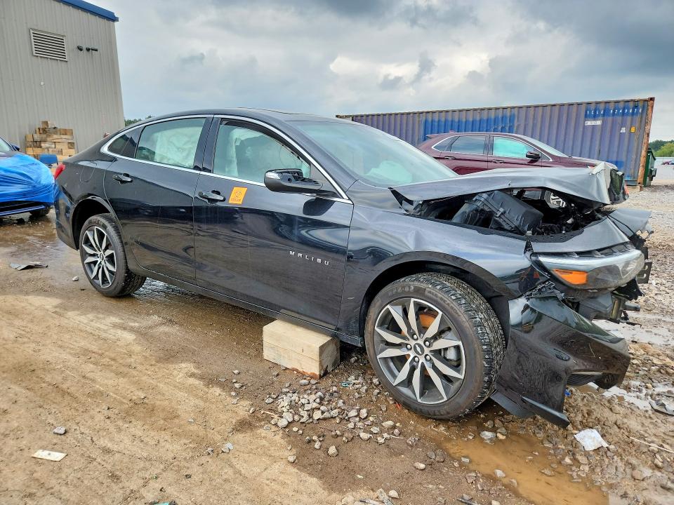 Продаж на аукціоні авто 2017 Chevrolet Malibu, vin: 1G1ZE5ST3HF159688, номер лоту: 64128666