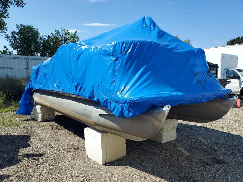 2017 Sylvan Boat მანქანა იყიდება აუქციონზე, vin: SYL58010E717, აუქციონის ნომერი: 61777156