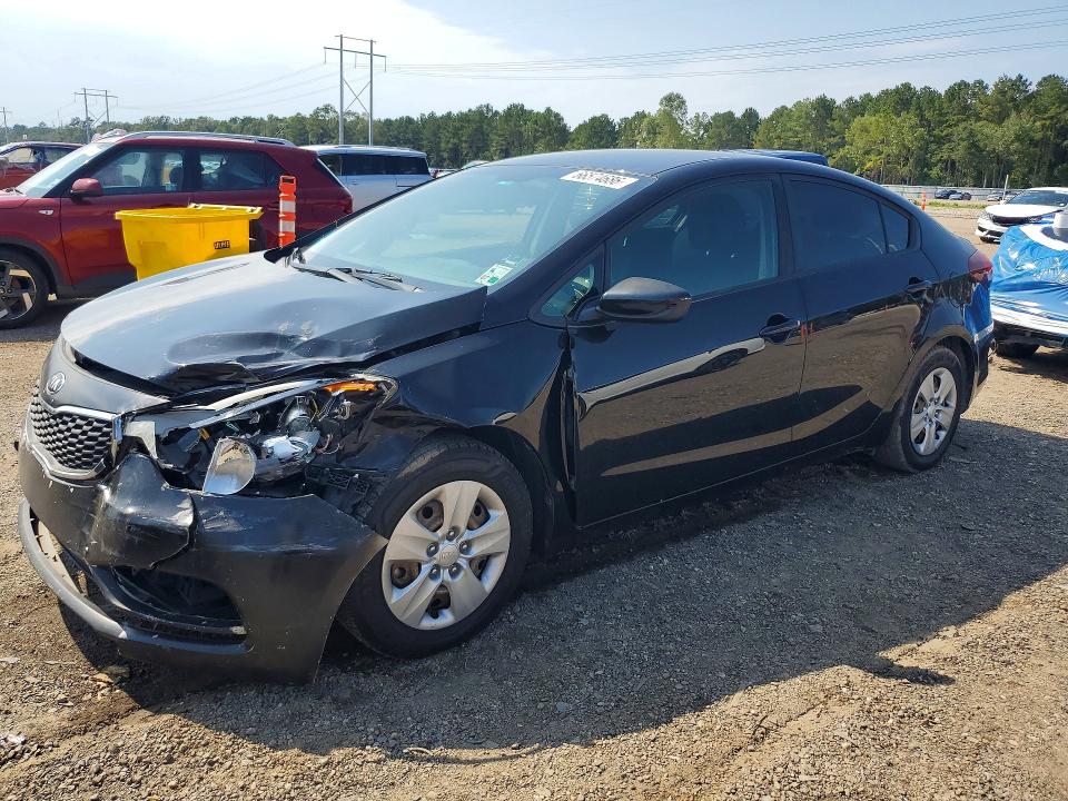 66574686 :رقم المزاد ، 3KPFK4A74JE245433 vin ، 2018 Kia Forte مزاد بيع