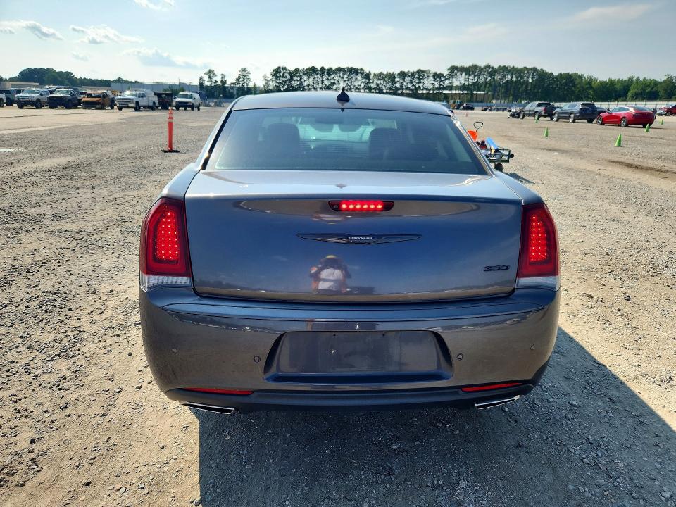 Продажа на аукционе авто 2022 Chrysler 300, vin: 2C3CCADG0NH134368, номер лота: 64636326