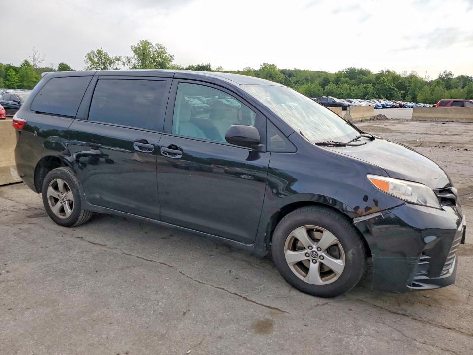 64375966 :رقم المزاد ، 5TDZZ3DC1LS053942 vin ، 2020 Toyota Sienna مزاد بيع
