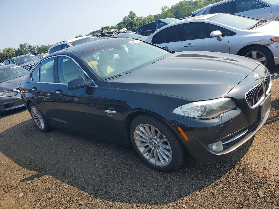 63864576 :رقم المزاد ، WBAFU7C51BC771869 vin ، 2011 Bmw 535 مزاد بيع