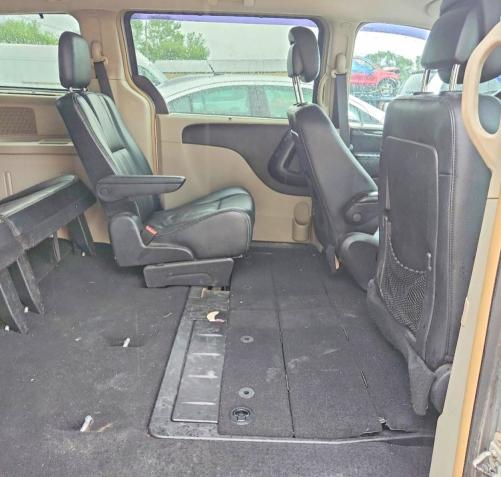 Aukcja sprzedaży 2014 Chrysler Town & Country, vin: 2C4RC1CG3ER257602, numer aukcji: 63869256