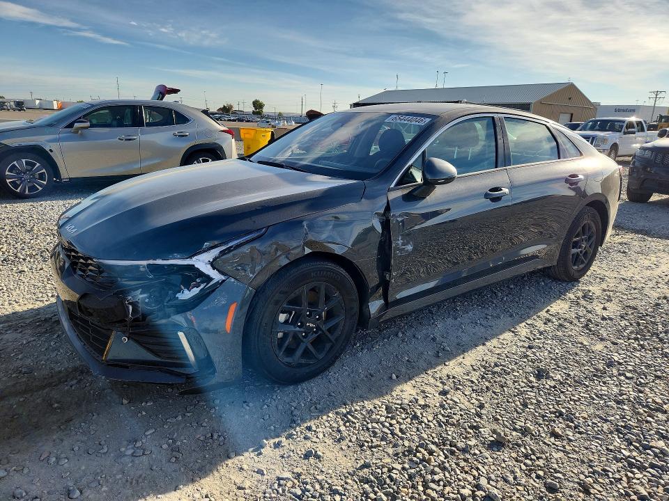 2025 Kia K5 მანქანა იყიდება აუქციონზე, vin: KNAG24J74S5315527, აუქციონის ნომერი: 65444046