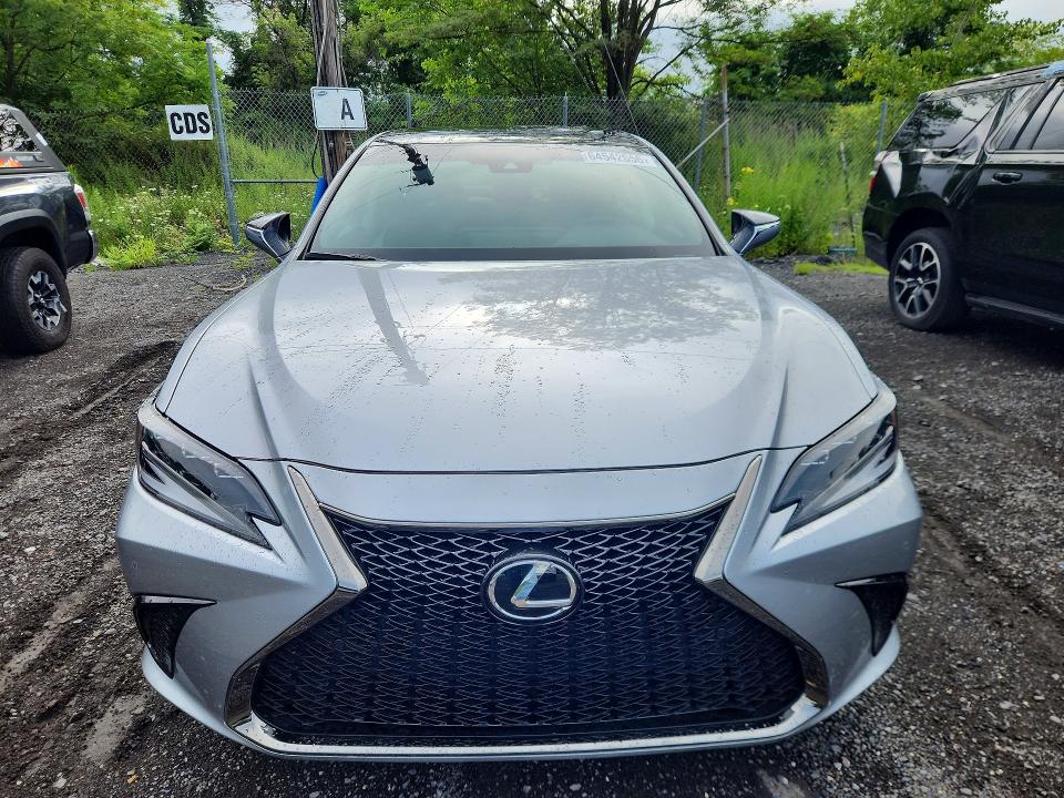 2025 Lexus Es 350 მანქანა იყიდება აუქციონზე, vin: 58ADZ1B10SU185587, აუქციონის ნომერი: 64542656
