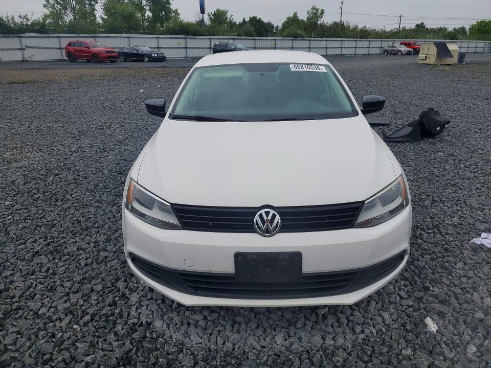 65810536 :رقم المزاد ، 3VW2K7AJXEM227930 vin ، 2014 Volkswagen Jetta مزاد بيع