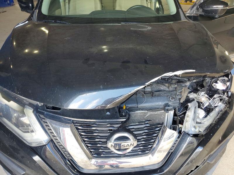 63315156 :رقم المزاد ، KNMAT2MT2HP511336 vin ، 2017 Nissan Rogue مزاد بيع