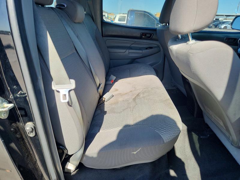 65116956 :رقم المزاد ، 5TFLU4EN2FX138202 vin ، 2015 Toyota Tacoma مزاد بيع