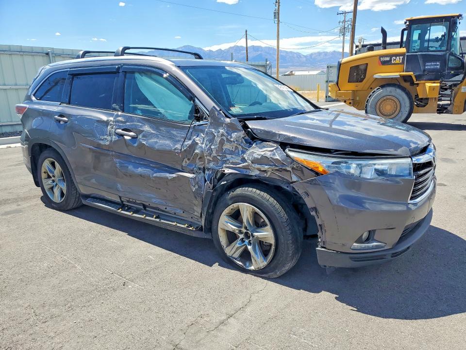 Продажа на аукционе авто 2015 Toyota Highlander, vin: 5TDDKRFH8FS093434, номер лота: 64547326