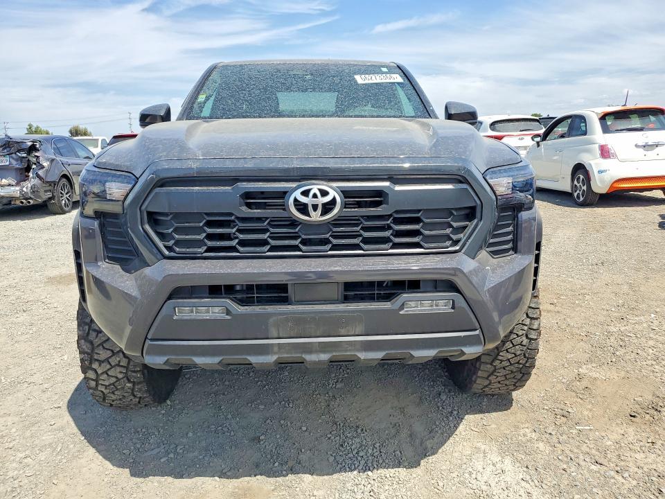66273366 :رقم المزاد ، 3TMLB5JN1SM118878 vin ، 2025 Toyota Tacoma مزاد بيع