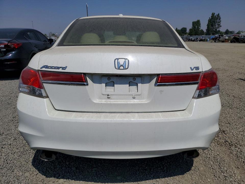 2012 Honda Accord მანქანა იყიდება აუქციონზე, vin: 1HGCP3F81CA038070, აუქციონის ნომერი: 64042416