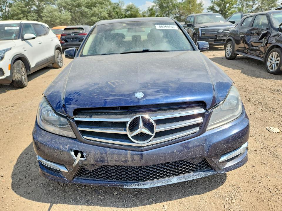 Продажа на аукционе авто 2014 Mercedes-benz C, vin: WDDGF4HB7EA959333, номер лота: 66564846