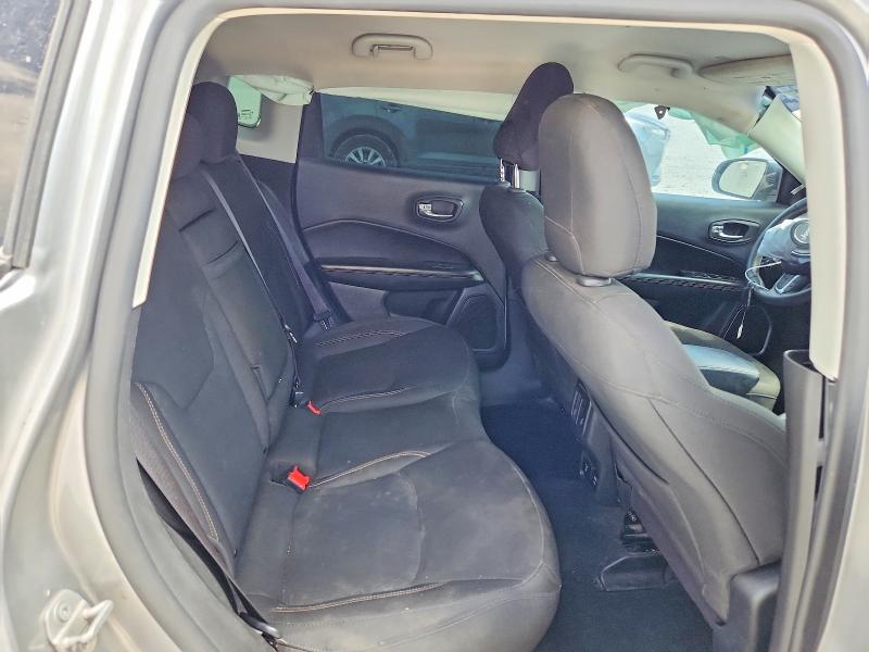2019 Jeep Compass მანქანა იყიდება აუქციონზე, vin: 3C4NJCAB6KT769550, აუქციონის ნომერი: 63923956