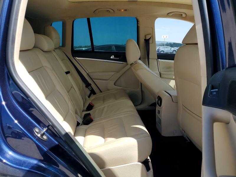 2012 Volkswagen Tiguan მანქანა იყიდება აუქციონზე, vin: WVGAV7AXXCW555982, აუქციონის ნომერი: 66081526