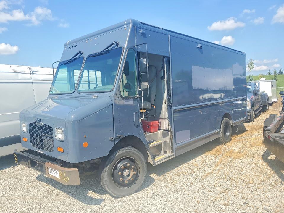 Продажа на аукционе авто 2021 Freightliner Chassis, vin: 4UZAC2GA0MCMM9359, номер лота: 63625396