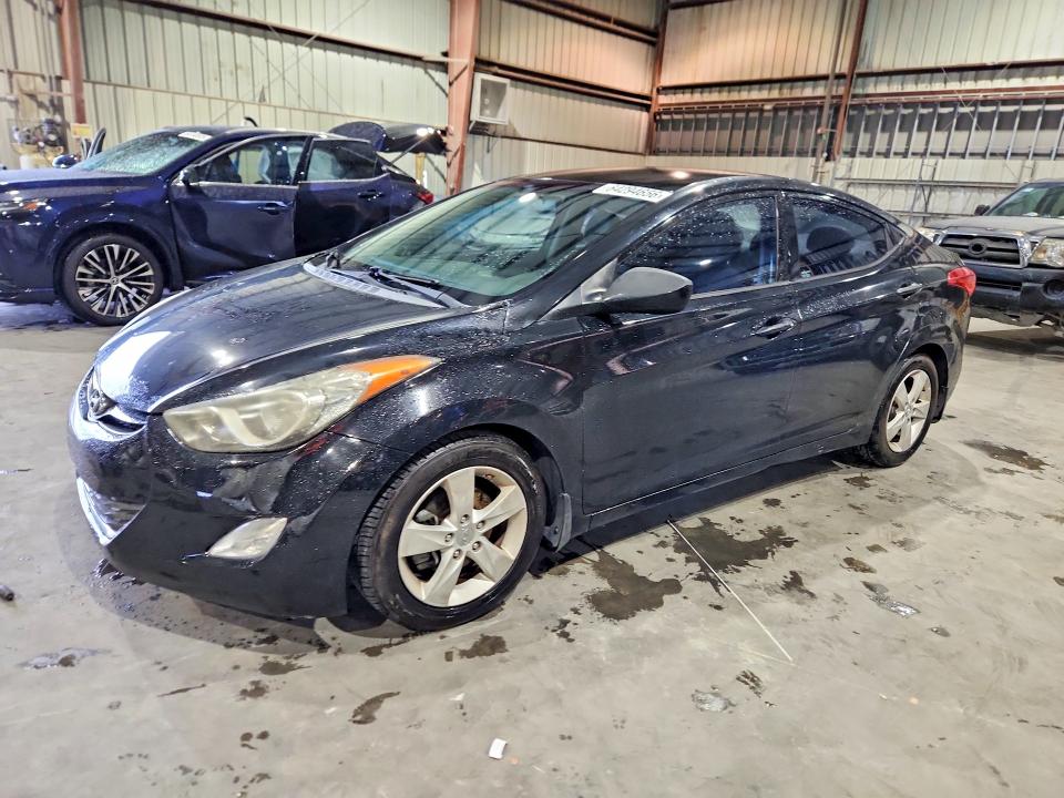 64294656 :رقم المزاد ، 5NPDH4AE6DH427882 vin ، 2013 Hyundai Elantra مزاد بيع