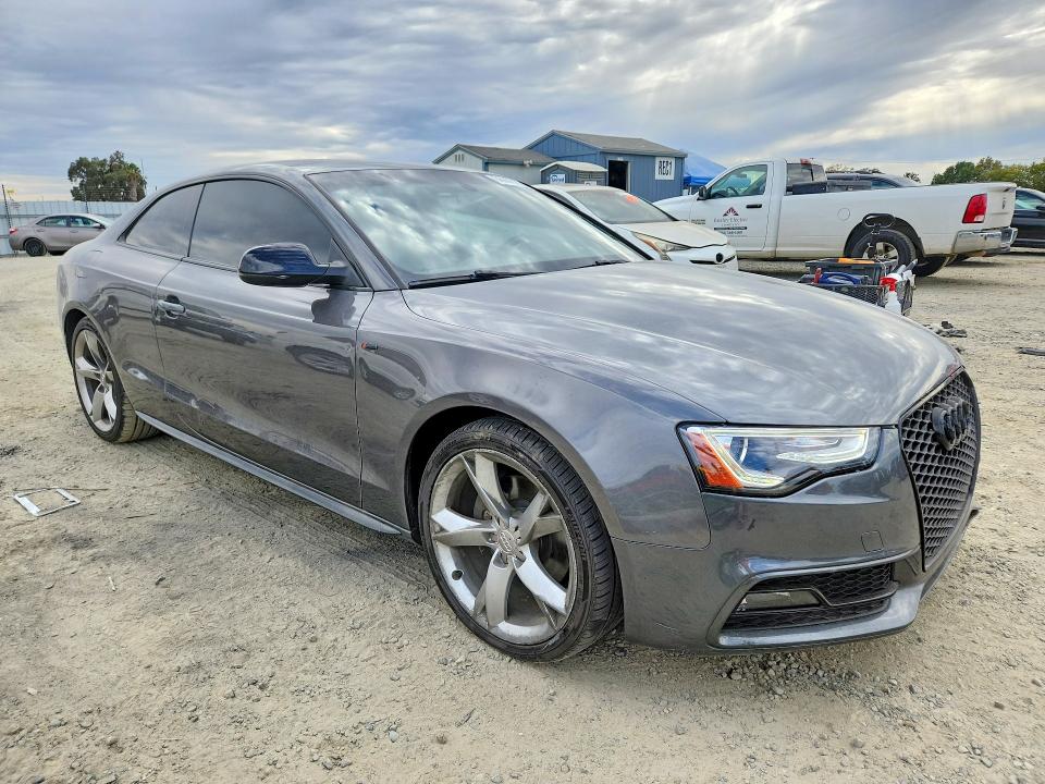 2015 Audi A5 მანქანა იყიდება აუქციონზე, vin: WAUMFAFR3FA024840, აუქციონის ნომერი: 66996336