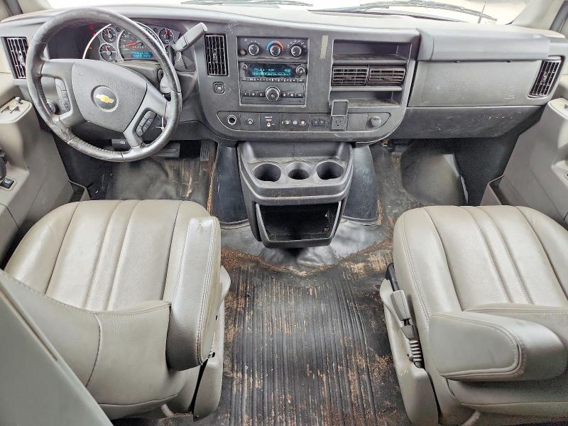 2020 Chevrolet Express G2500 მანქანა იყიდება აუქციონზე, vin: 1GCWGAFP7L1276738, აუქციონის ნომერი: 63948936