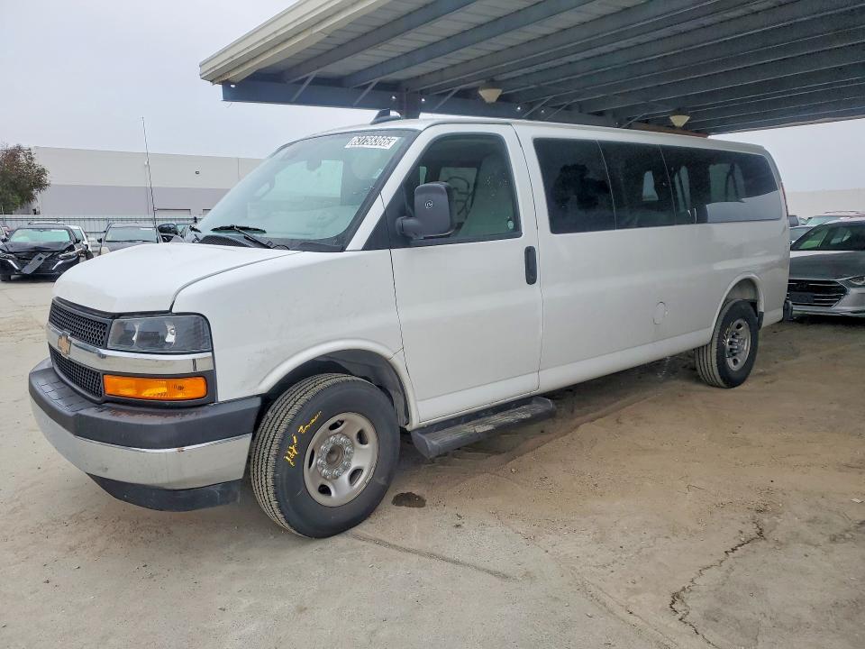 68521546 :رقم المزاد ، 1GAZGPFP2S1254198 vin ، 2025 Chevrolet Express G3500 مزاد بيع