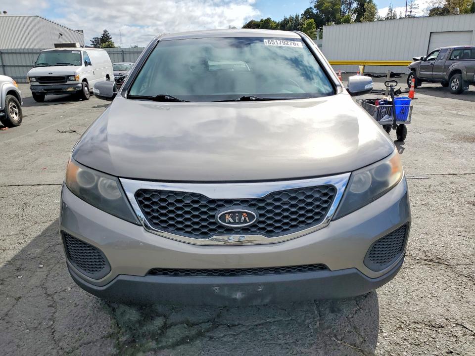 65179276 :رقم المزاد ، 5XYKT3A19DG381680 vin ، 2013 Kia Sorento مزاد بيع