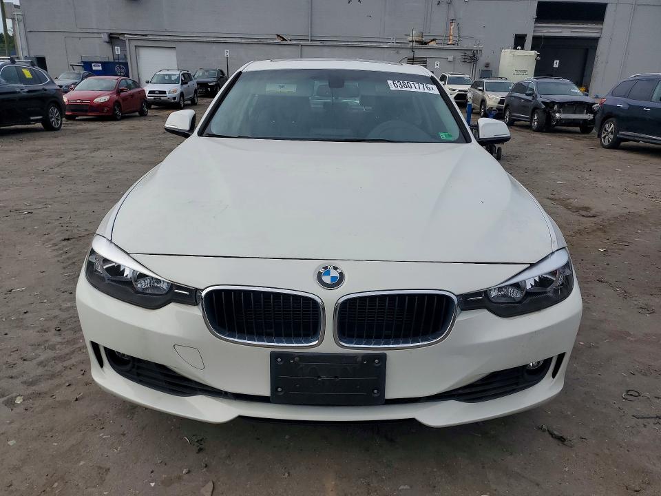 63801776 :رقم المزاد ، WBA3B5C53EP543379 vin ، 2014 Bmw 328 مزاد بيع
