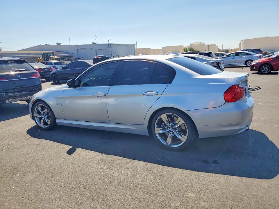 65910776 :رقم المزاد ، WBAPM5G50BNM68704 vin ، 2011 Bmw 335 مزاد بيع