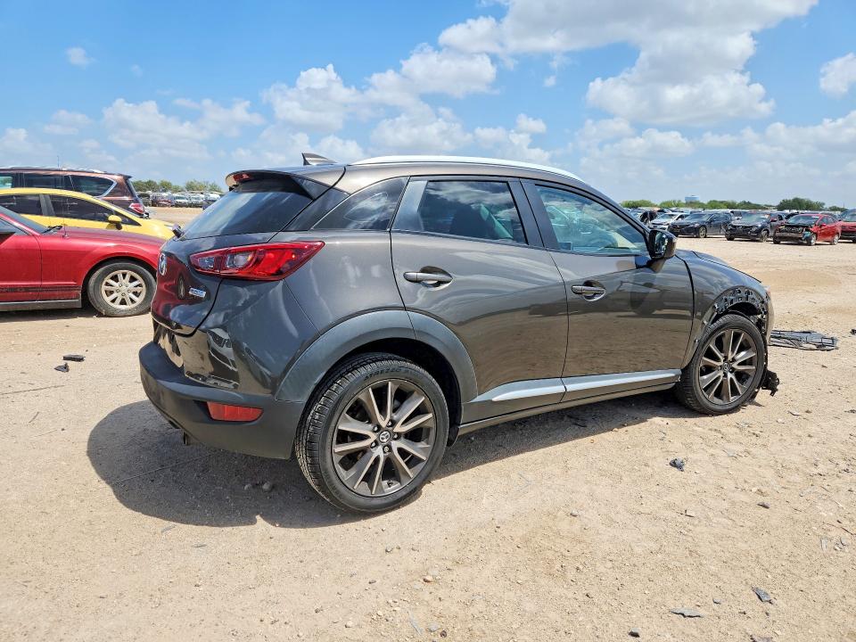67336936 :رقم المزاد ، JM1DKBD73G0111117 vin ، 2016 Mazda Cx-3 مزاد بيع