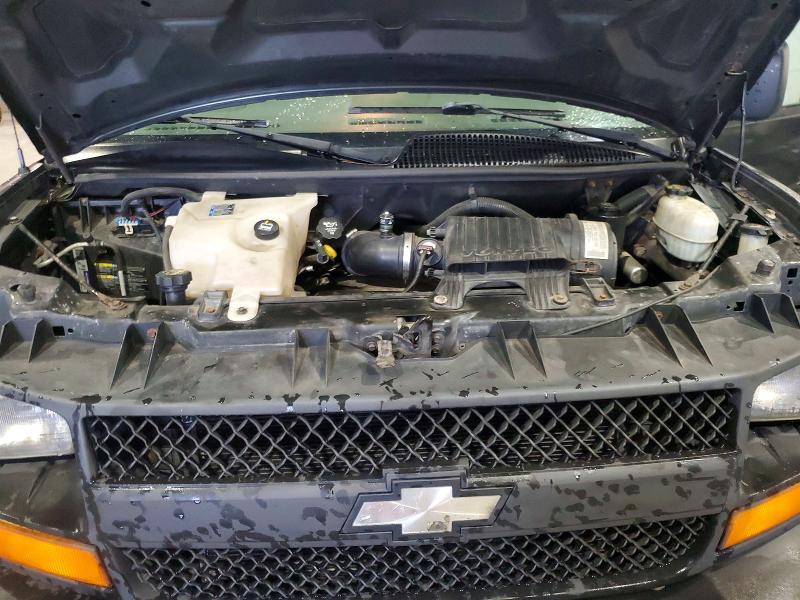 Продажа на аукционе авто 2004 Chevrolet Express G1500, vin: 1GCEG15X441112748, номер лота: 64308106