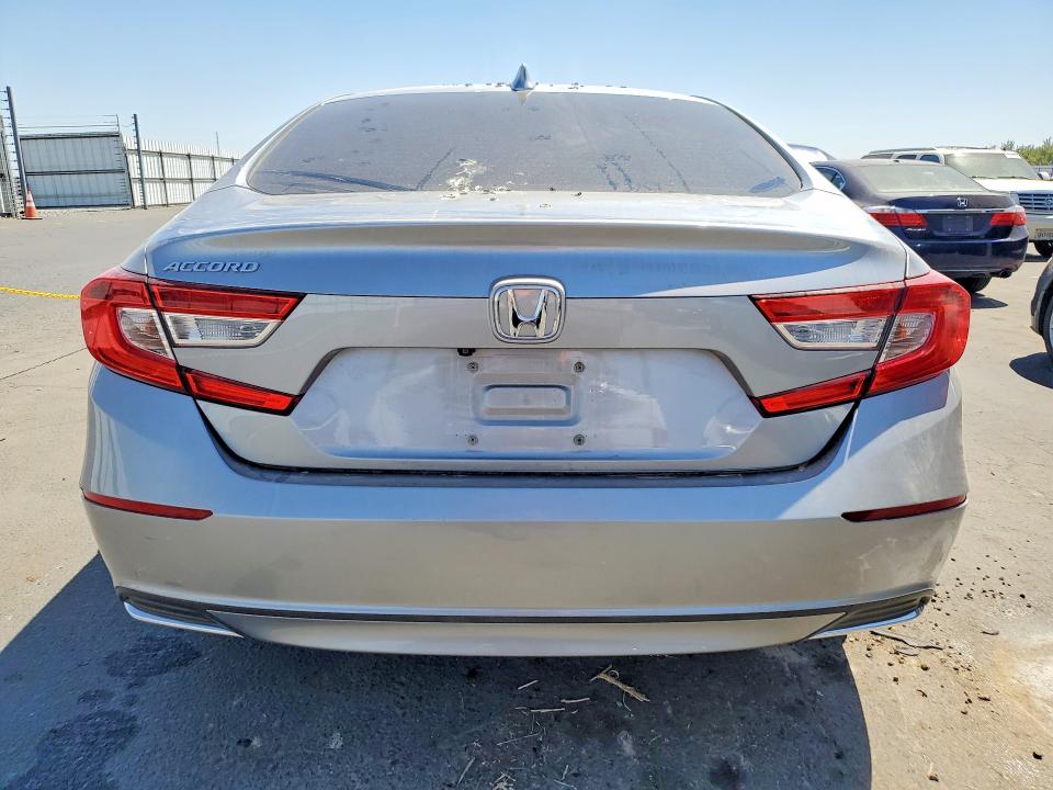 2018 Honda Accord მანქანა იყიდება აუქციონზე, vin: 1HGCV1F17JA084934, აუქციონის ნომერი: 63687486