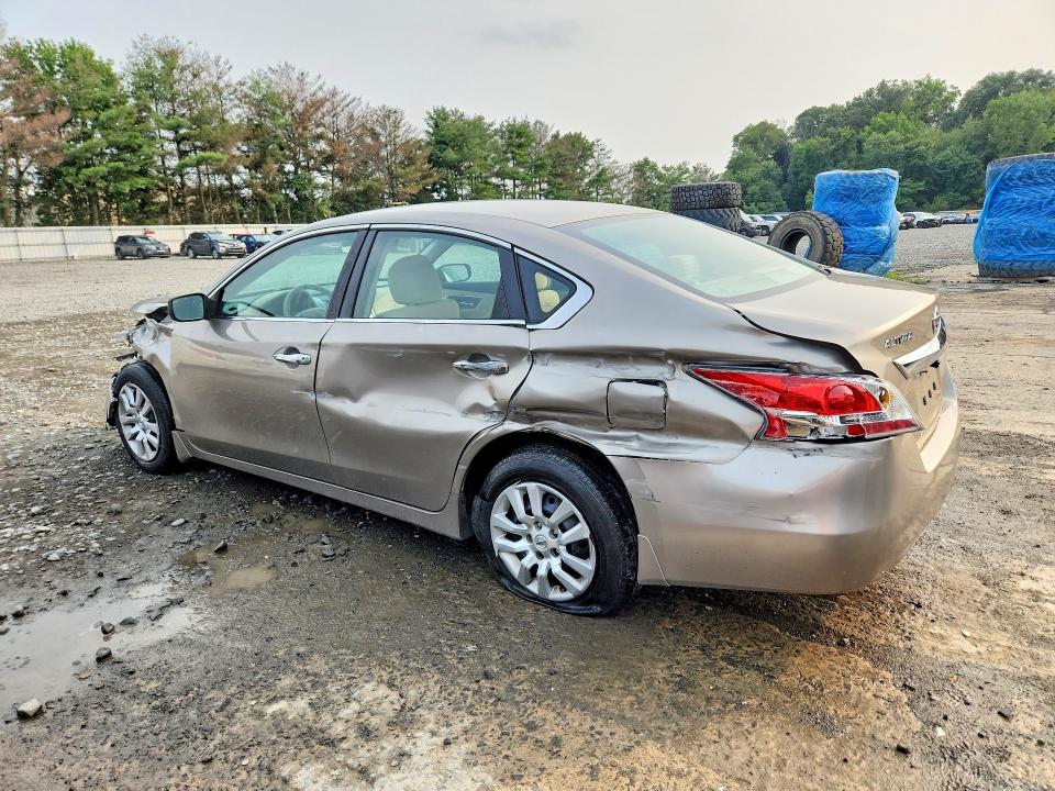2015 Nissan Altima მანქანა იყიდება აუქციონზე, vin: 1N4AL3AP7FC225036, აუქციონის ნომერი: 64753686