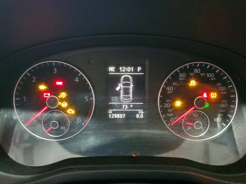 64558206 :رقم المزاد ، 1VWBN7A32EC058805 vin ، 2014 Volkswagen Passat مزاد بيع