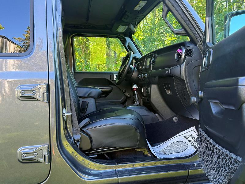 Продажа на аукционе авто 2021 Jeep Gladiator, vin: 1C6HJTAG5ML614907, номер лота: 64125416