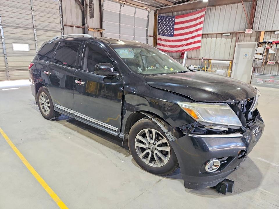 67189126 :رقم المزاد ، 5N1AR2MM6EC633977 vin ، 2014 Nissan Pathfinder مزاد بيع