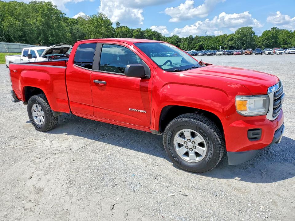 65582626 :رقم المزاد ، 1GTH6BEN2J1170938 vin ، 2018 Gmc Canyon مزاد بيع