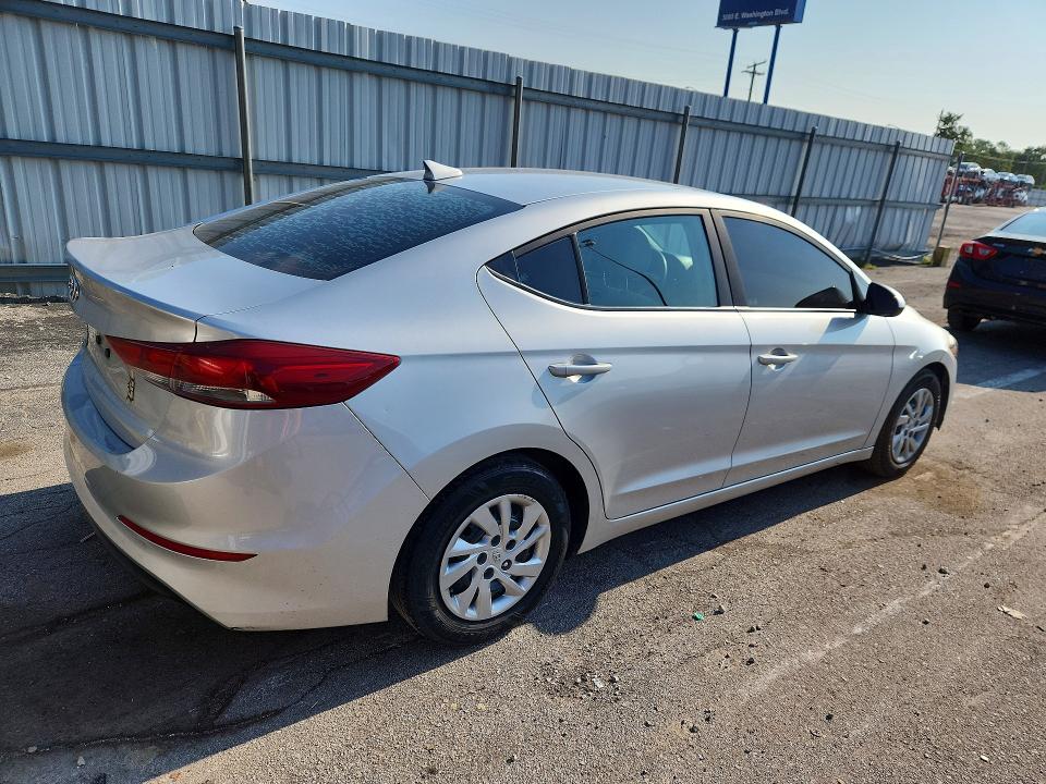 65507136 :رقم المزاد ، 5NPD74LF7HH102544 vin ، 2017 Hyundai Elantra مزاد بيع