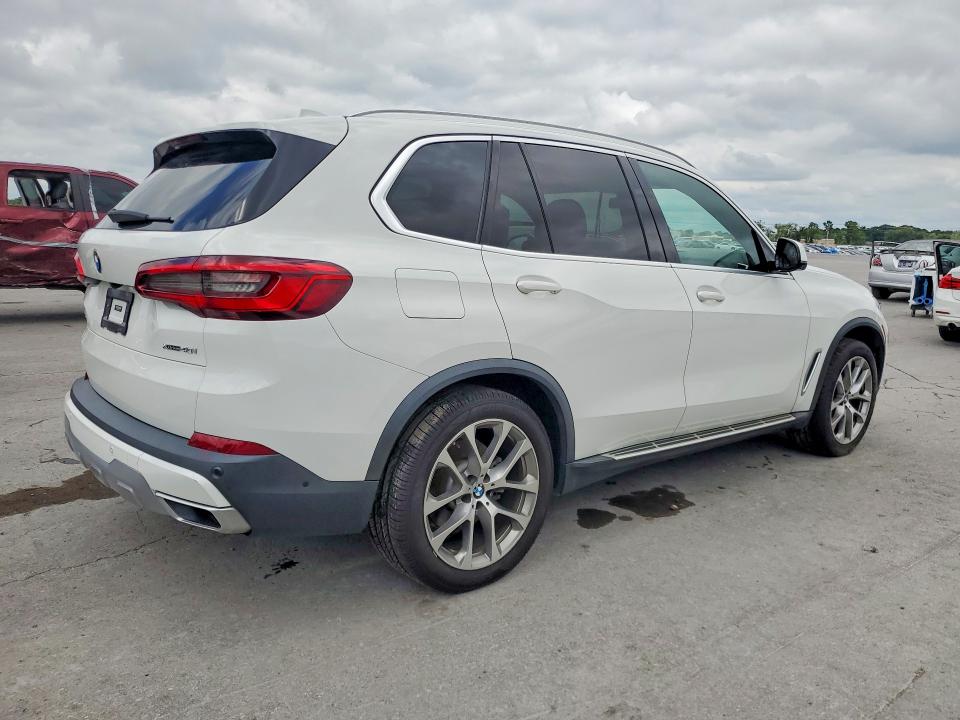 63374196 :رقم المزاد ، 5UXCR6C52KLK86379 vin ، 2019 Bmw X5 مزاد بيع