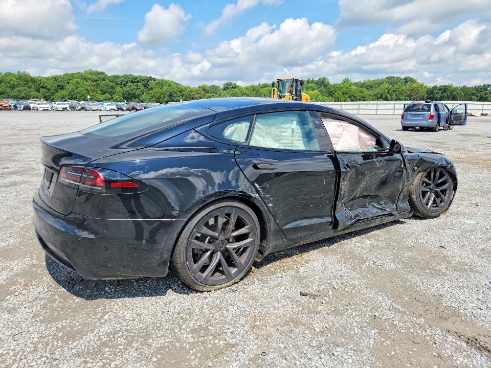 2022 Tesla Model S მანქანა იყიდება აუქციონზე, vin: 5YJSA1E52NF490434, აუქციონის ნომერი: 63287426
