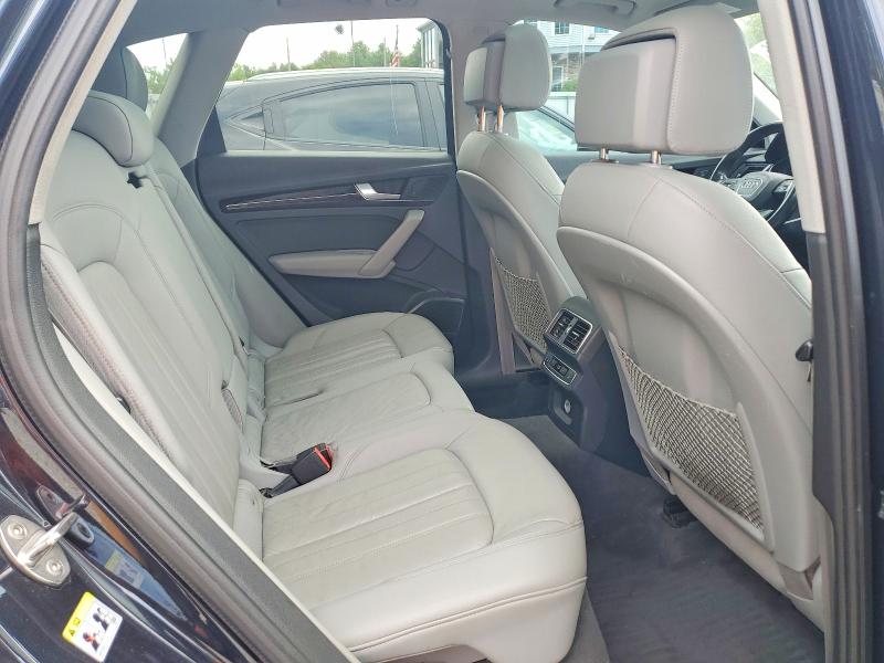 63589856 :رقم المزاد ، WA1BNAFY7J2039861 vin ، 2018 Audi Q5 مزاد بيع