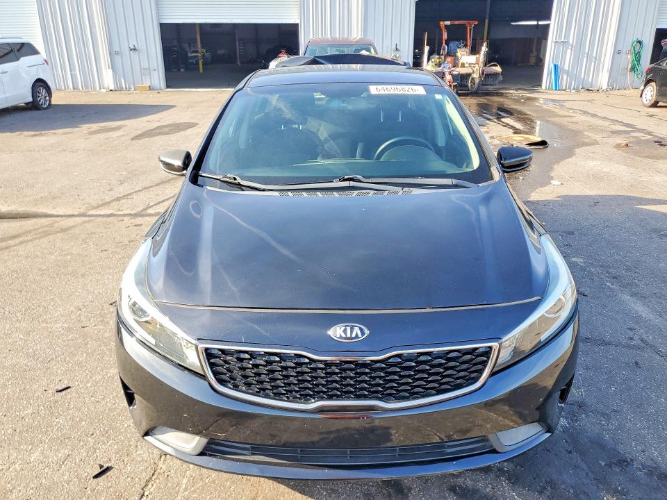 64696826 :رقم المزاد ، 3KPFL4A71HE042362 vin ، 2017 Kia Forte مزاد بيع