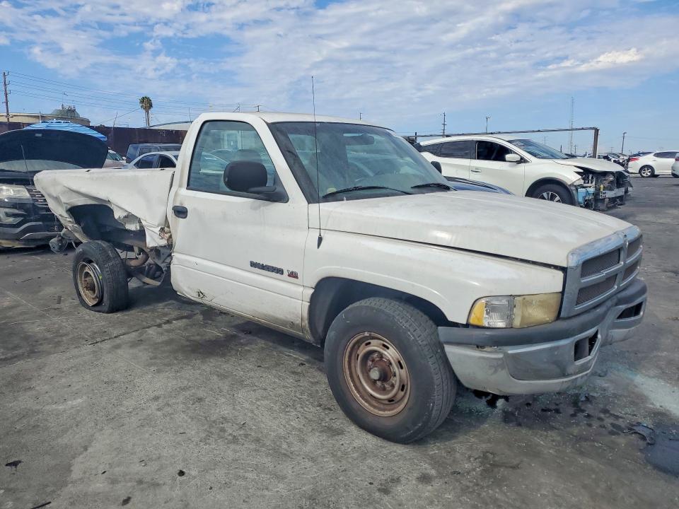 62264426 :رقم المزاد ، 3B7KC26Z5XM589538 vin ، 1999 Dodge Ram 2500 مزاد بيع