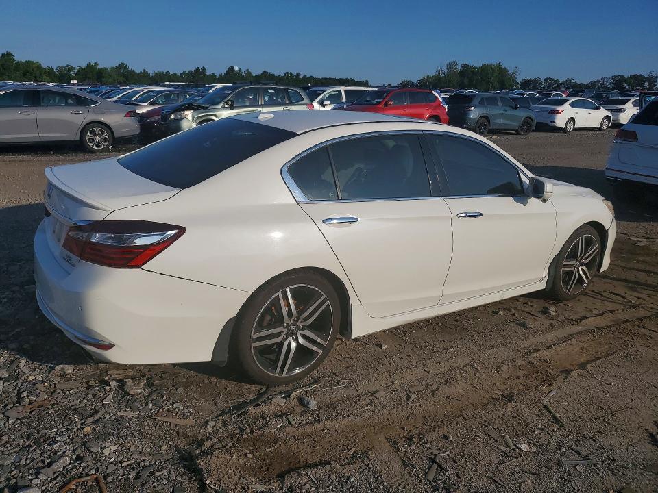 Продажа на аукционе авто 2017 Honda Accord, vin: 1HGCR3F92HA040792, номер лота: 65200796