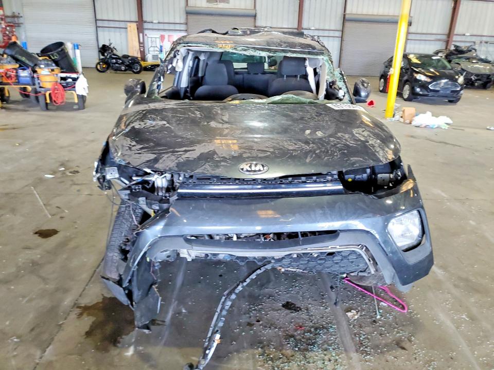 2020 Kia Soul მანქანა იყიდება აუქციონზე, vin: KNDJ23AUXL7108042, აუქციონის ნომერი: 65156466