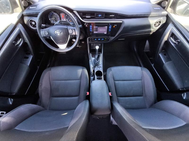 66087536 :رقم المزاد ، 5YFBURHEXHP735460 vin ، 2017 Toyota Corolla مزاد بيع