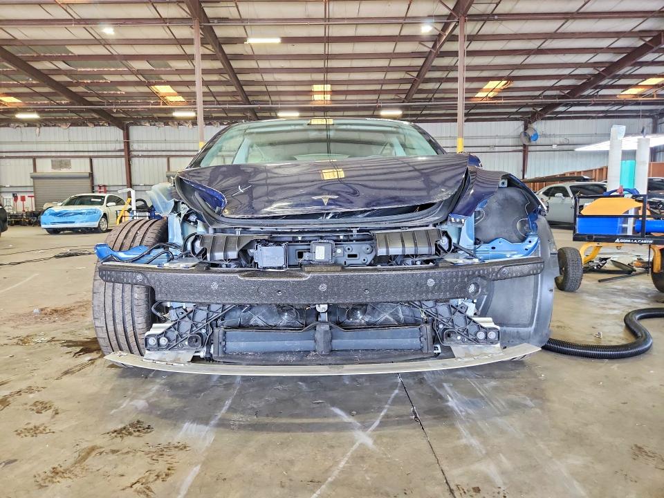 Продажа на аукционе авто 2018 Tesla Model 3, vin: 5YJ3E1EB9JF083929, номер лота: 63107556
