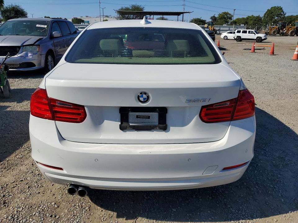 Aukcja sprzedaży 2014 Bmw 328, vin: WBA3C1C56EK105829, numer aukcji: 65029226