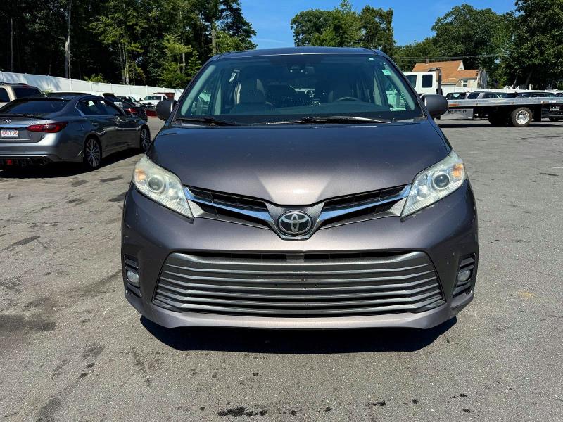 2019 Toyota Sienna მანქანა იყიდება აუქციონზე, vin: 5TDDZ3DC5KS220439, აუქციონის ნომერი: 64675976