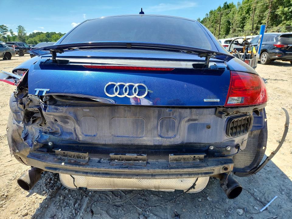 2011 Audi Tt მანქანა იყიდება აუქციონზე, vin: TRUKFAFK1B1023540, აუქციონის ნომერი: 64123256