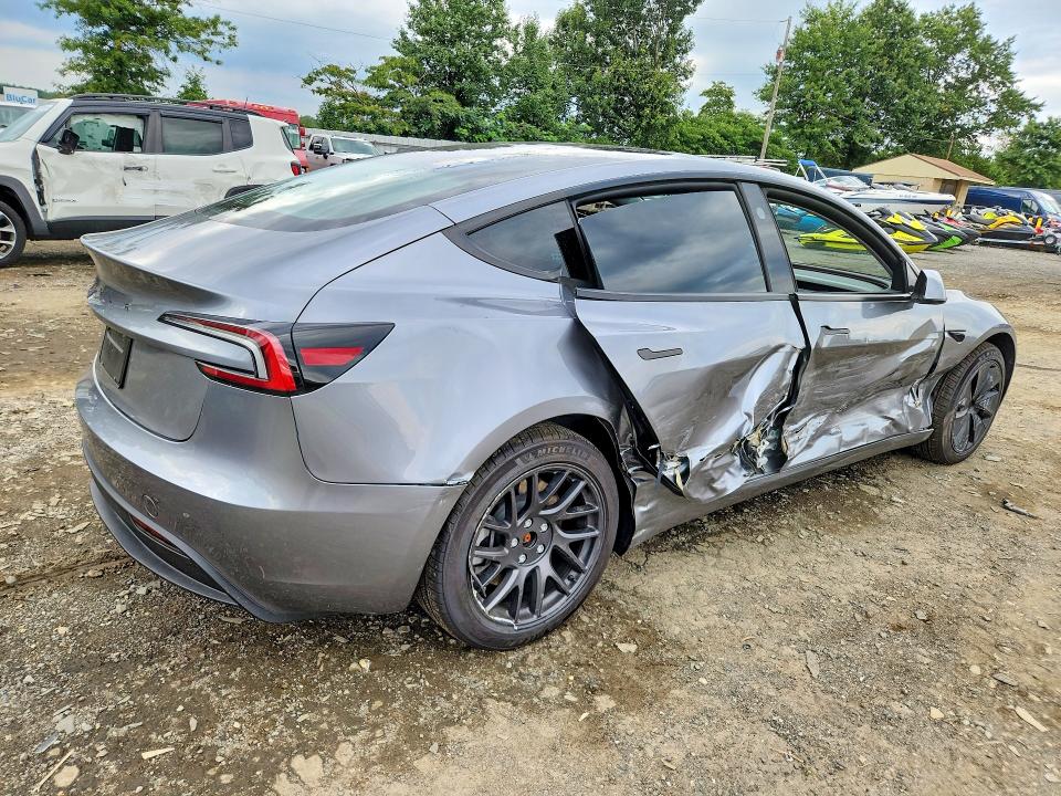 Продажа на аукционе авто 2026 Tesla Model 3, vin: 5YJ3E1EA5TF140895, номер лота: 65480726