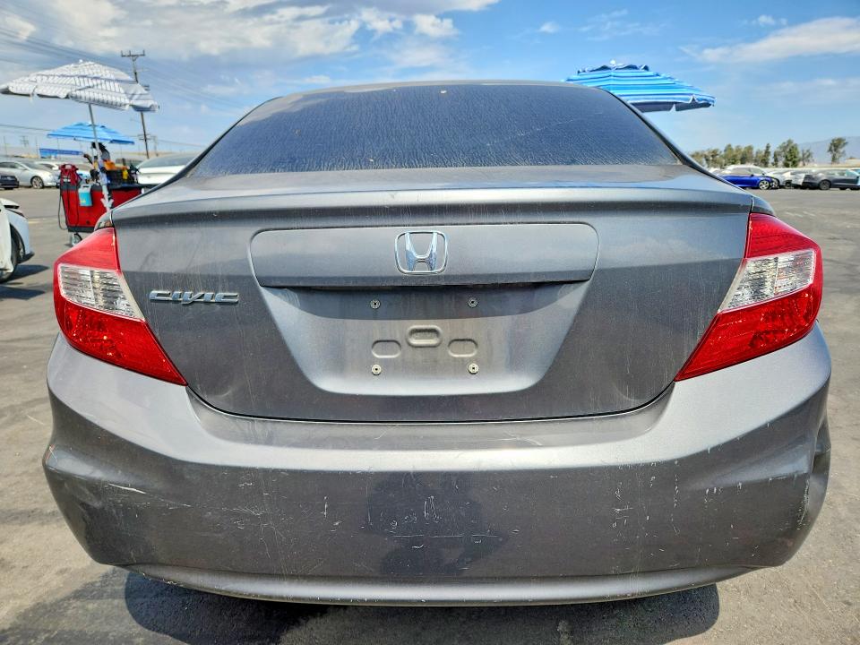 2012 Honda Civic მანქანა იყიდება აუქციონზე, vin: 19XFB2F56CE372473, აუქციონის ნომერი: 64573836