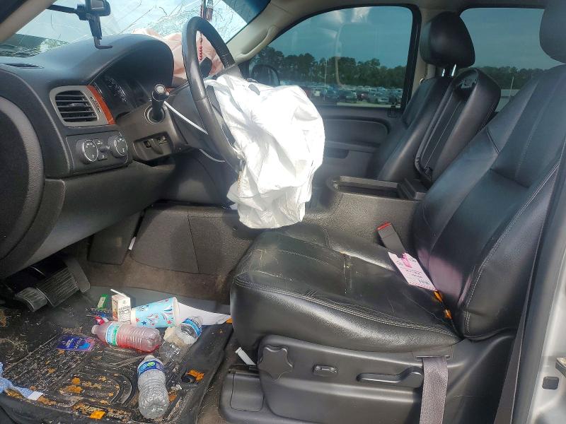 63781746 :رقم المزاد ، 1GNSKBE00DR220352 vin ، 2013 Chevrolet Tahoe مزاد بيع